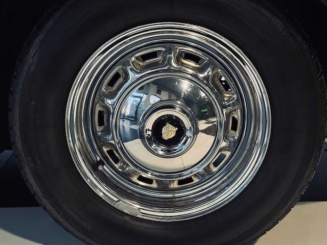 Jaguar e-type v12 5.3 - 1973 - afbeelding 32 van  79