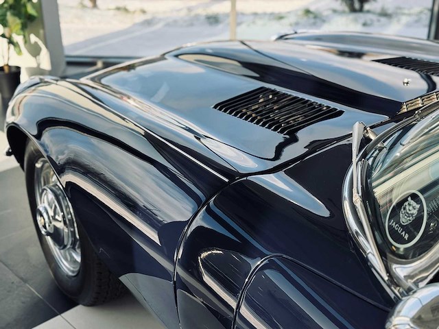 Jaguar e-type v12 5.3 - 1973 - afbeelding 48 van  79