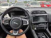 Jaguar f-pace 2.0 d pure 180 at,2018 - afbeelding 16 van  43