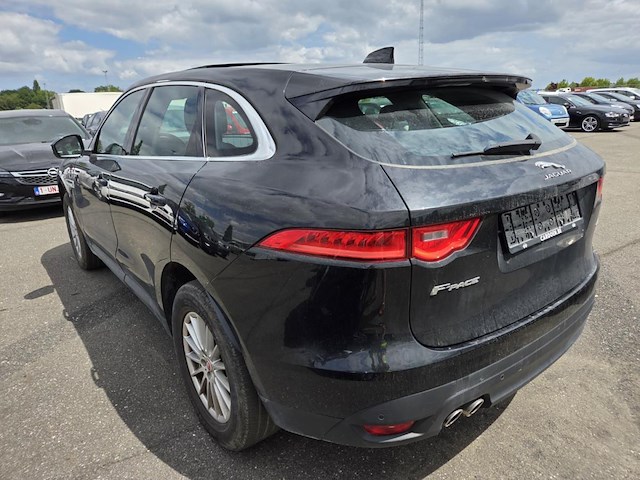 Jaguar f-pace 2.0 d pure 180 at,2018 - afbeelding 41 van  43