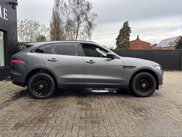 Jaguar f-pace, 2016 - afbeelding 34 van  44
