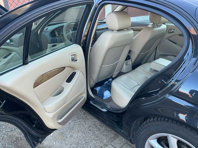 Jaguar s-type personenauto - afbeelding 8 van  47
