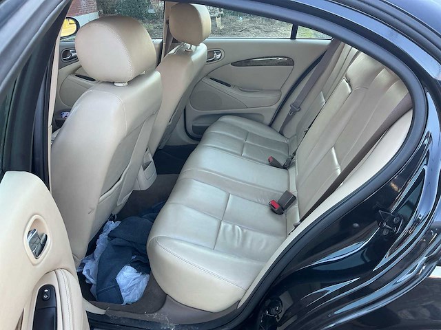 Jaguar s-type personenauto - afbeelding 9 van  47
