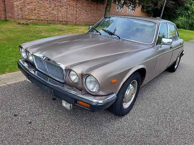 Jaguar sovereign 4.2, 1986 - afbeelding 1 van  51