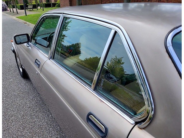Jaguar sovereign 4,2 - afbeelding 8 van  56