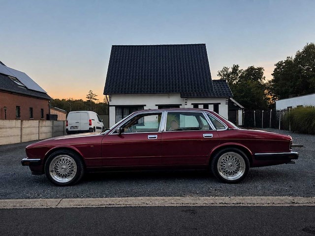 Jaguar sovereign oldtimer - afbeelding 33 van  38