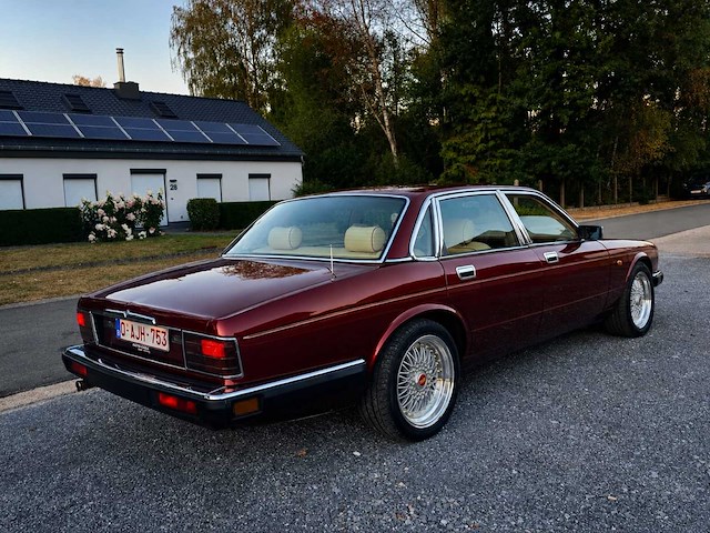 Jaguar sovereign oldtimer - afbeelding 36 van  38