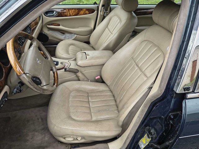 Jaguar sovereign v8 - 1999 - afbeelding 1 van  24