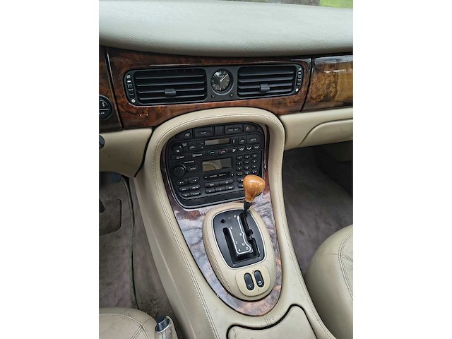 Jaguar sovereign v8 - 1999 - afbeelding 9 van  24