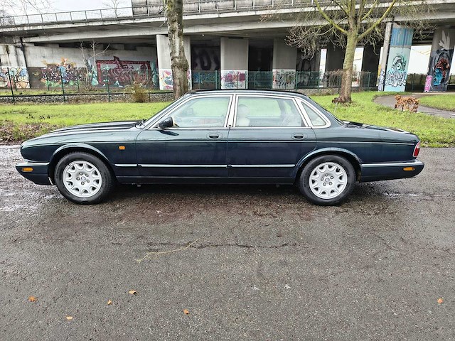 Jaguar sovereign v8 - 1999 - afbeelding 10 van  24