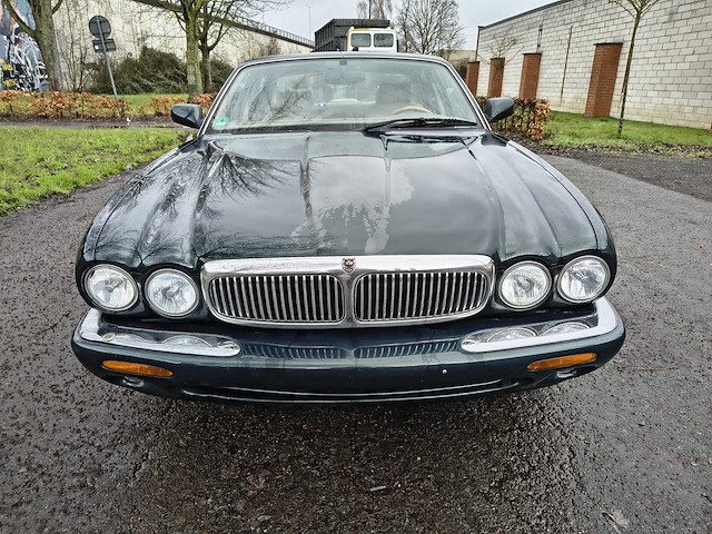 Jaguar sovereign v8 - 1999 - afbeelding 18 van  24