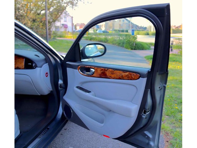 Jaguar sovereign xj6,2003 - afbeelding 9 van  44