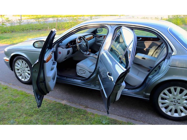 Jaguar sovereign xj6,2003 - afbeelding 18 van  44