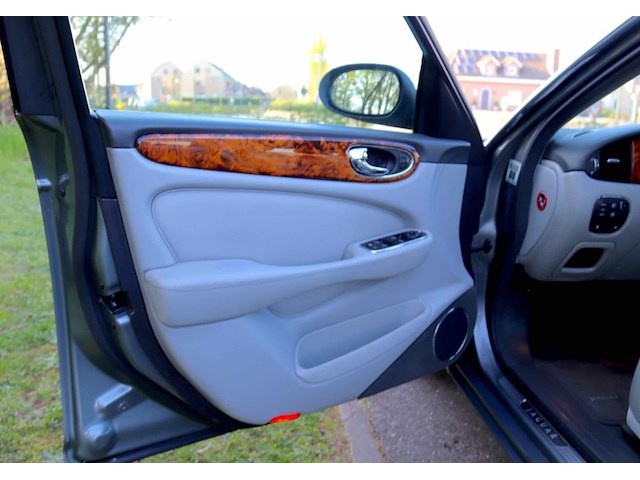 Jaguar sovereign xj6,2003 - afbeelding 21 van  44