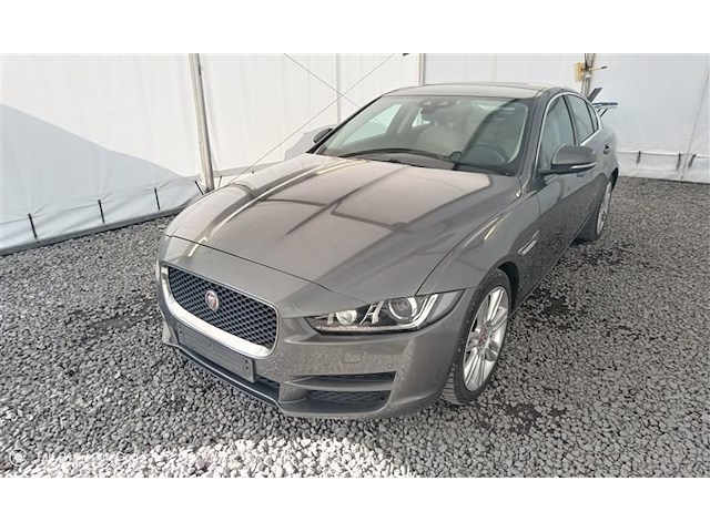 Jaguar xe 2.0 d prestige, 2018 - afbeelding 1 van  47