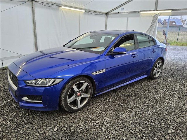 Jaguar xe 2.0 t r-sport, 2017 - afbeelding 1 van  12