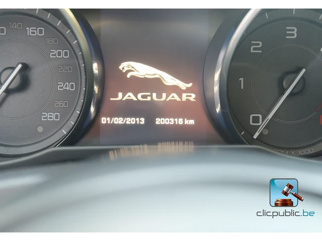Jaguar xe - afbeelding 5 van  49
