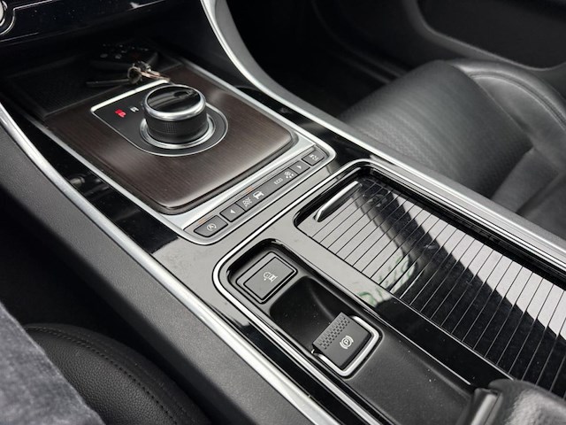Jaguar xf 2.0 d pure 180 at, 2017 - afbeelding 5 van  29