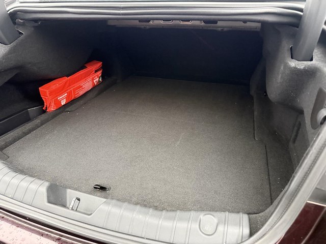 Jaguar xf 2.0 d pure 180 at, 2017 - afbeelding 17 van  29