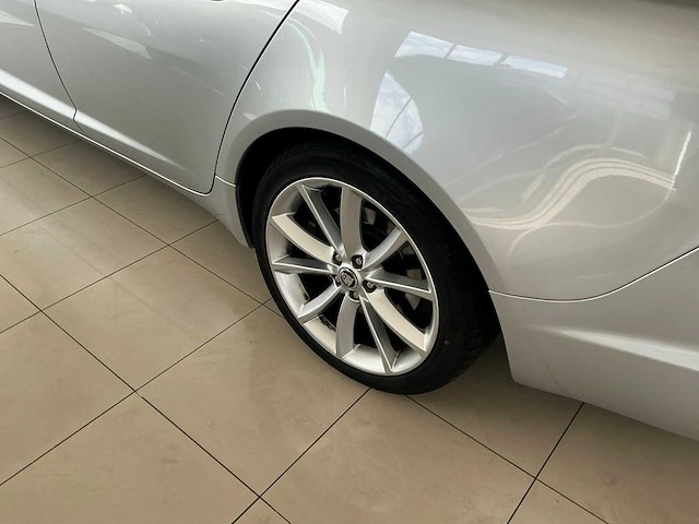 Jaguar xf sportbrake stationwagen - afbeelding 10 van  13
