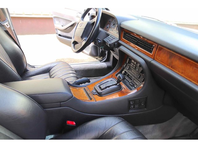 Jaguar xj 12 , 1994 - afbeelding 24 van  42