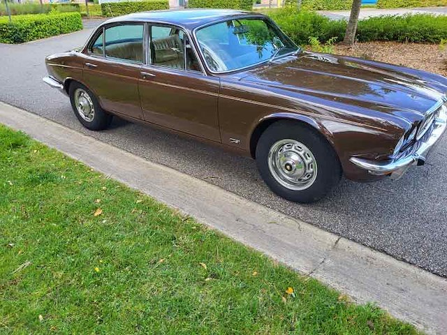 Jaguar xj 4.2, 1977 - afbeelding 2 van  51