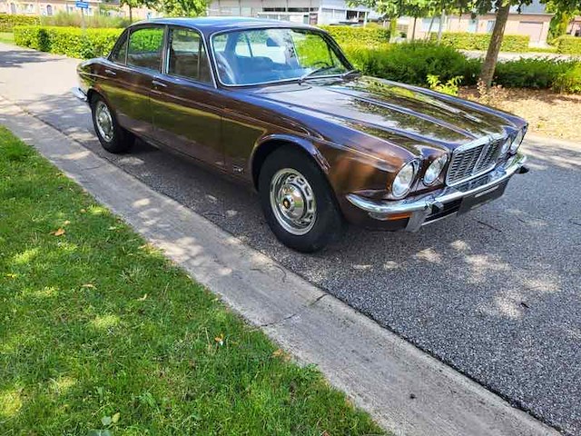 Jaguar xj 4.2, 1977 - afbeelding 1 van  51