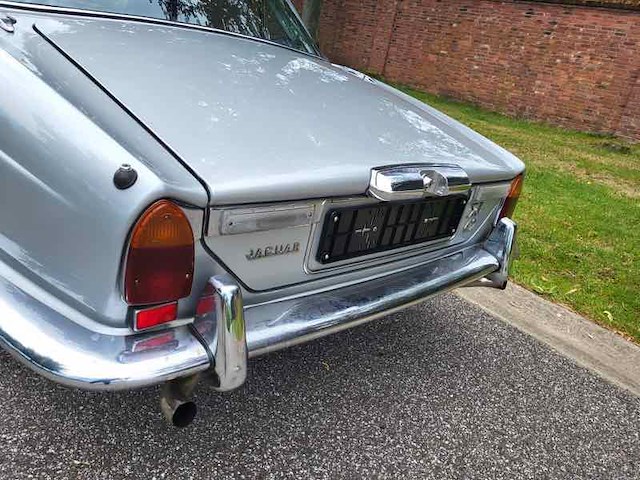 Jaguar xj 4.2,1978 - afbeelding 13 van  50