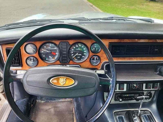 Jaguar xj 4.2,1978 - afbeelding 37 van  50