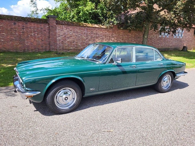Jaguar xj 4,2 - afbeelding 19 van  64