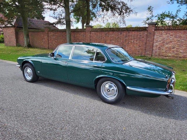 Jaguar xj 4,2 - afbeelding 25 van  64