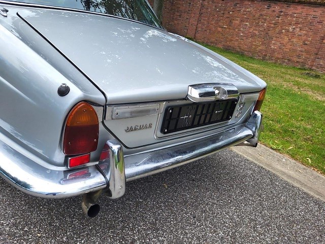 Jaguar xj 4,2 - afbeelding 13 van  55