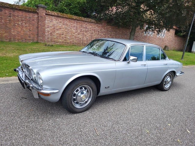 Jaguar xj 4,2 - afbeelding 20 van  55