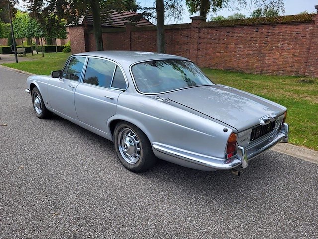 Jaguar xj 4,2 - afbeelding 25 van  55