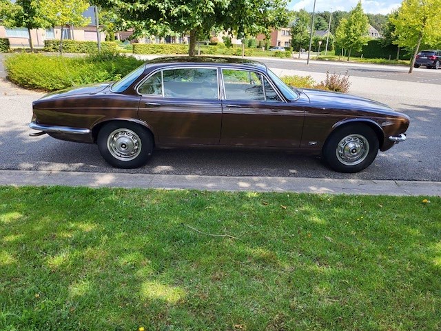 Jaguar xj 4,2 - afbeelding 9 van  56