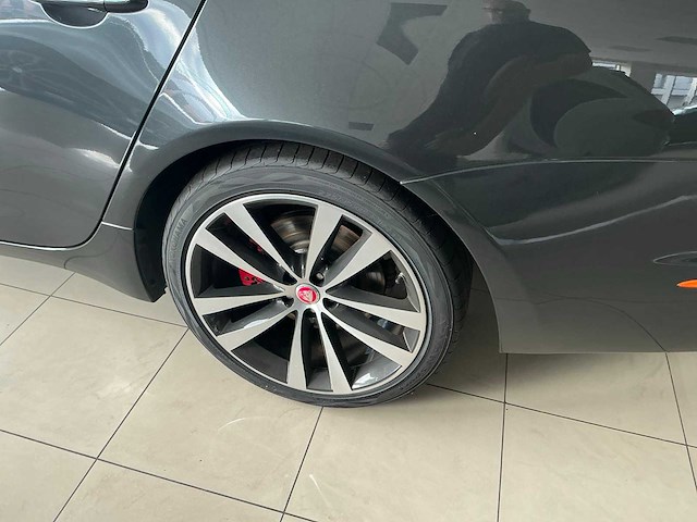 Jaguar xj personenauto - afbeelding 11 van  14