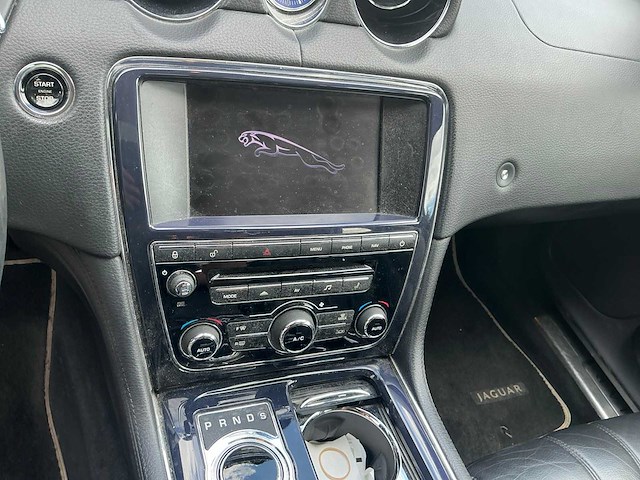Jaguar xj personenauto - afbeelding 3 van  14
