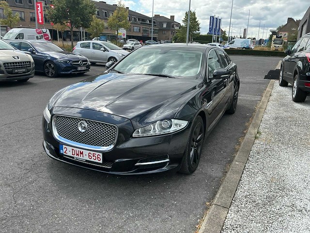 Jaguar xj personenauto - afbeelding 1 van  14