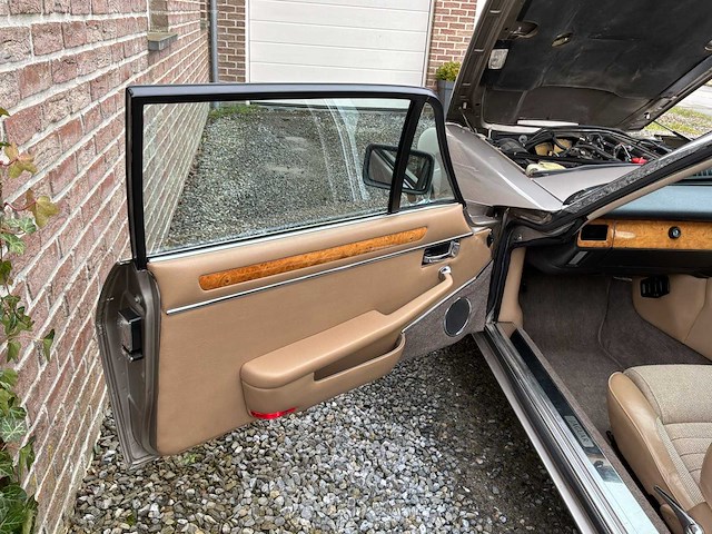 Jaguar xj-s engelse vintage auto's > 15 - afbeelding 11 van  58