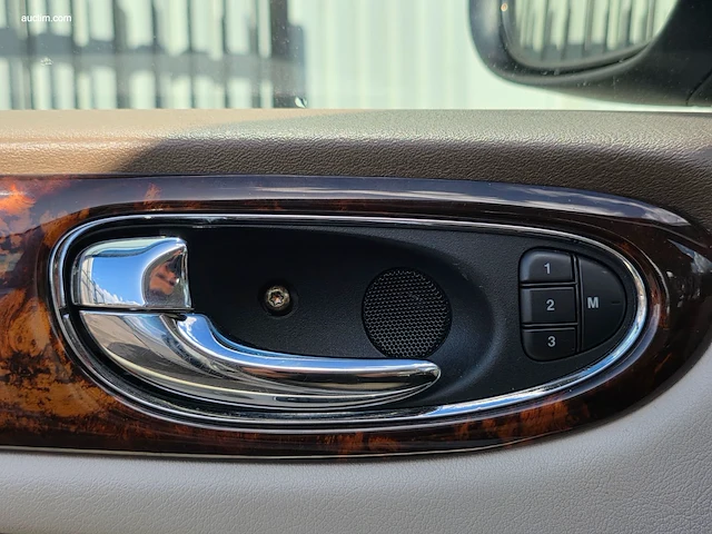 Jaguar xj sovereign 2004 - afbeelding 18 van  44