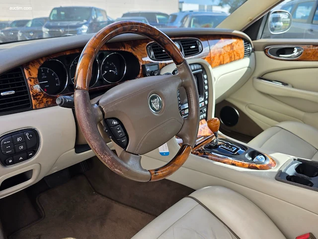 Jaguar xj sovereign 2004 - afbeelding 44 van  44