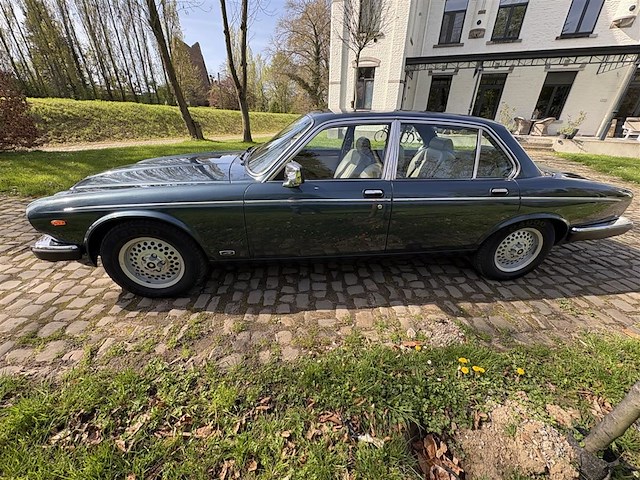 Jaguar xj12 s3 - afbeelding 23 van  29