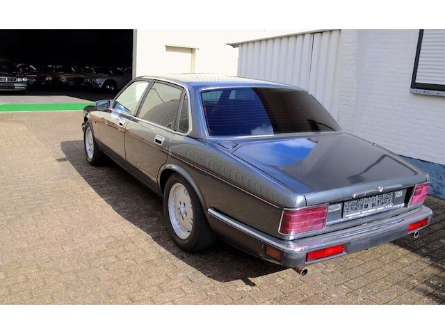 Jaguar xj12 - afbeelding 6 van  42
