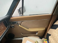 Jaguar xj6 berline automaat oldtimer - afbeelding 16 van  74