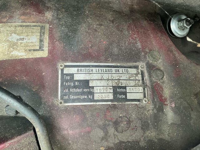 Jaguar xj6 berline automaat oldtimer - afbeelding 44 van  74