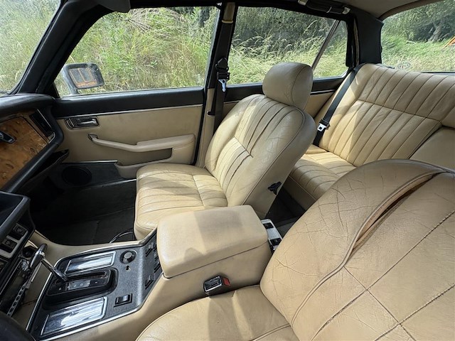Jaguar xj6 - afbeelding 8 van  19