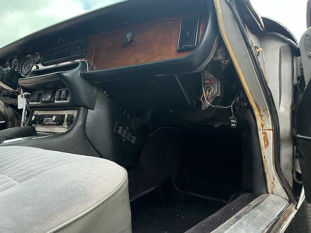 Jaguar xj6c series 2 oldtimer - afbeelding 30 van  36
