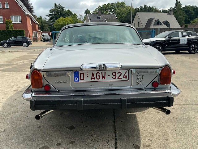 Jaguar xj6c series 2 oldtimer - afbeelding 31 van  36