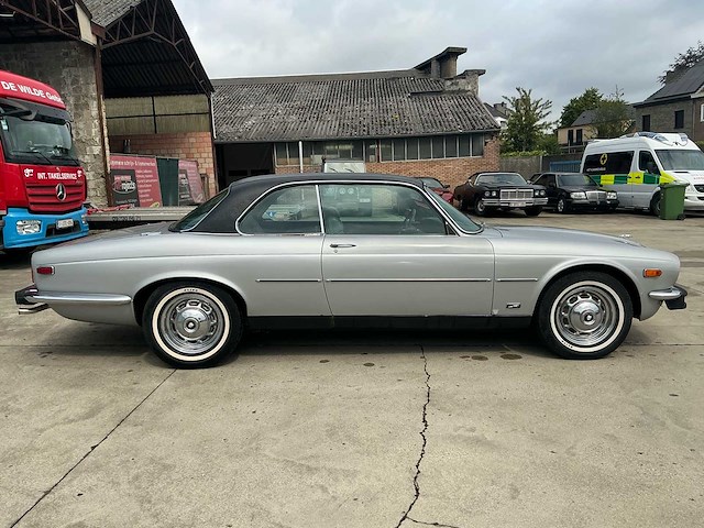 Jaguar xj6c series 2 oldtimer - afbeelding 33 van  36