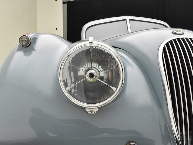 Jaguar xk-120 - afbeelding 30 van  73